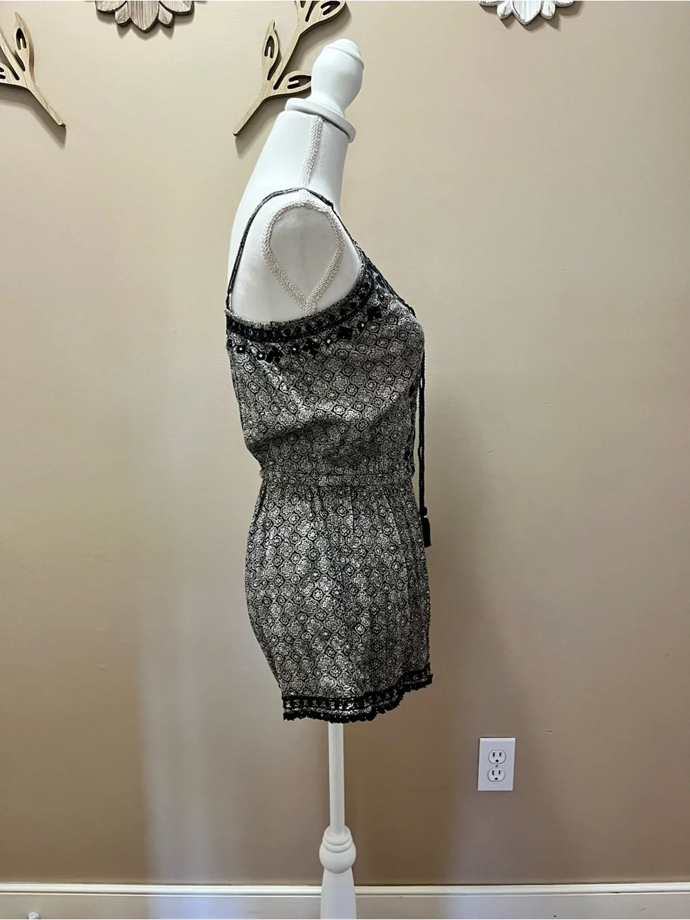 American Eagle Boho Black and White Romper Size Small - Picture 4 of 9
